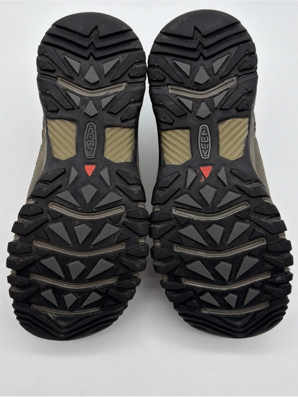 Keen Mens 8.5 Wide Targhee III Waterproof Hiking Shoes Bungee Cord Black Brown